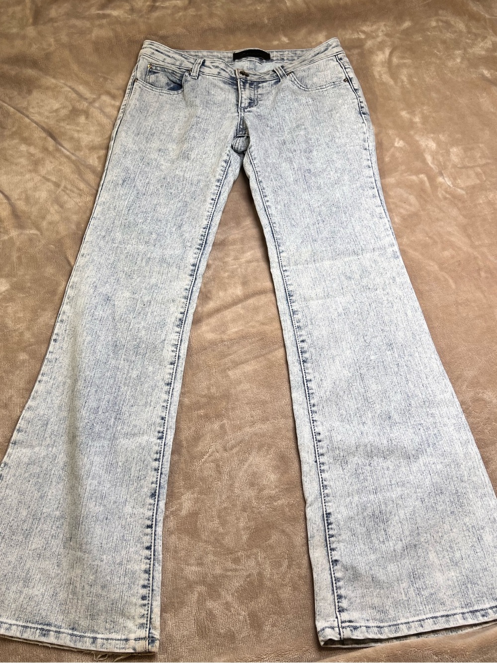 SEDUCTIONS Low Rise Light Acid Wash Flare Y2K Retro Jeans - Sz 9